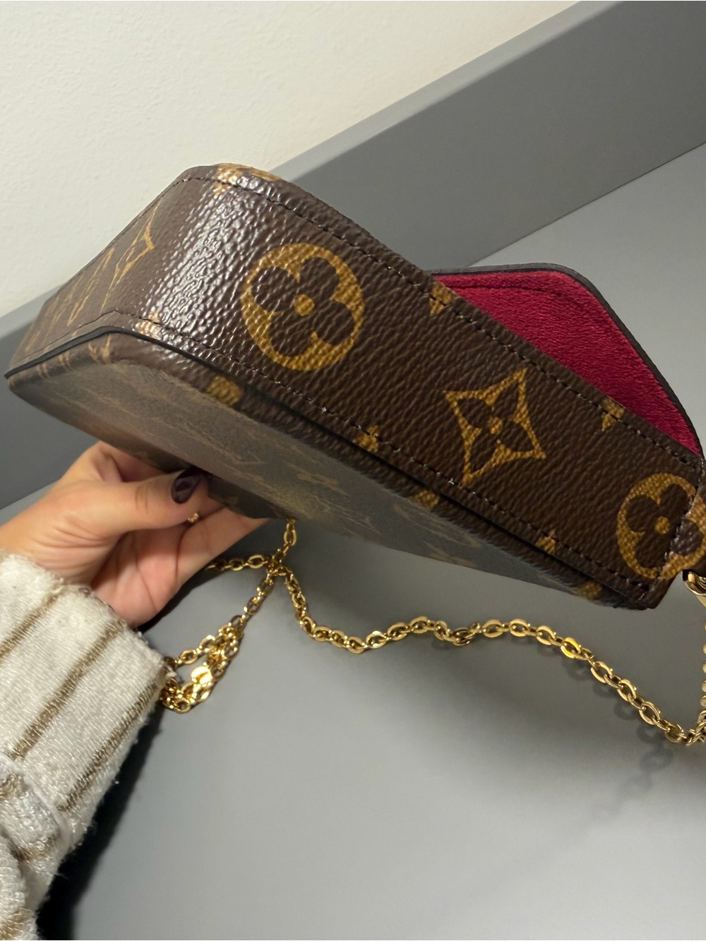 Louis Vuitton Monogram Pochette Felicie - Picture 10 of 15